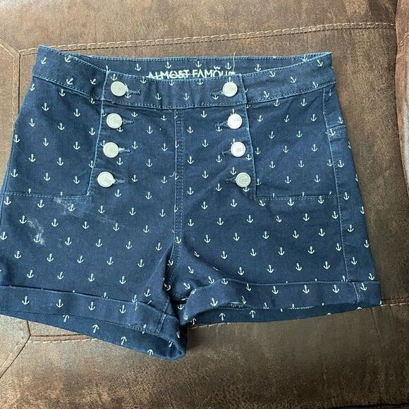 Almost Famous Anchor Navy Shorts - Picture 1 of 4